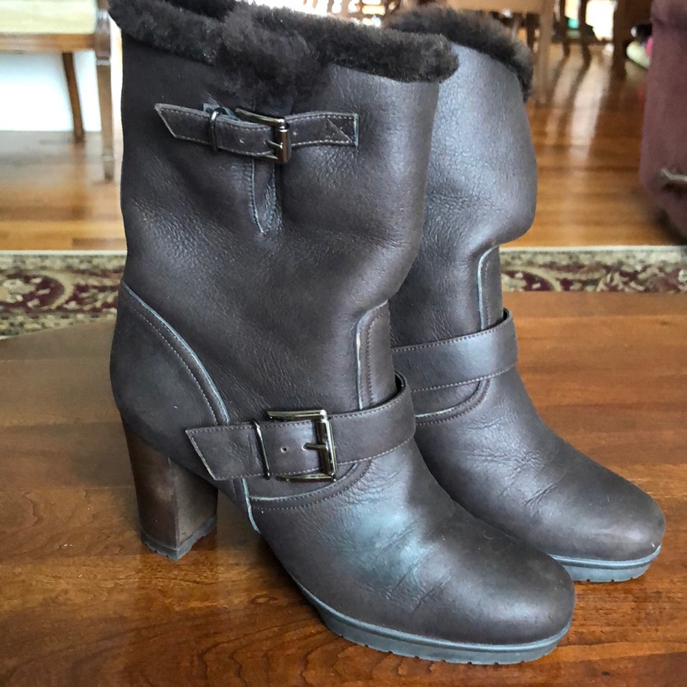 Gianvito Rossi brown leather boots w/fur lining
